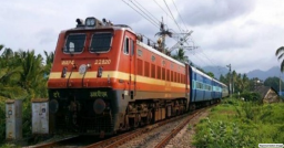 Mumbai: Panchvati Express coaches decouple near Kasara station, promptly repaired